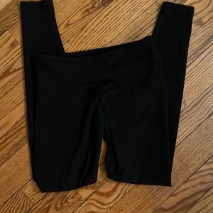 Lululemon mid rise workout leggings